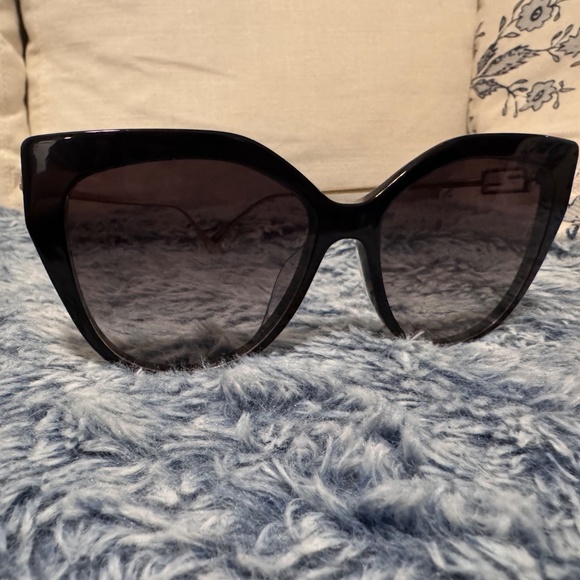 Black Fendi Sunglasses